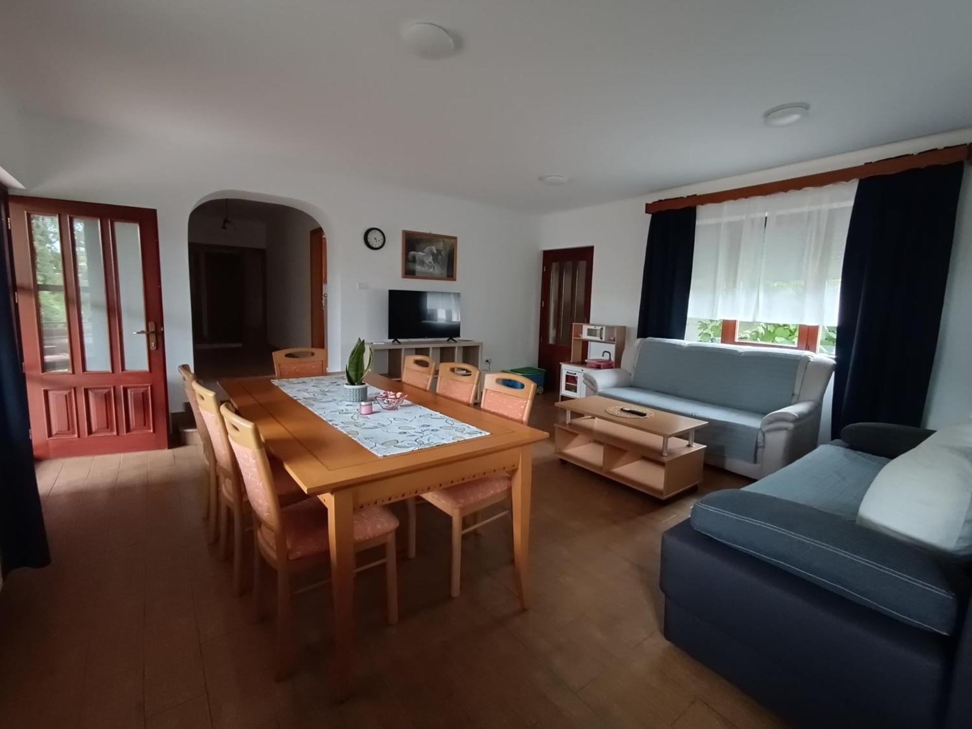 Apartma Mihatovi 皮夫卡 外观 照片
